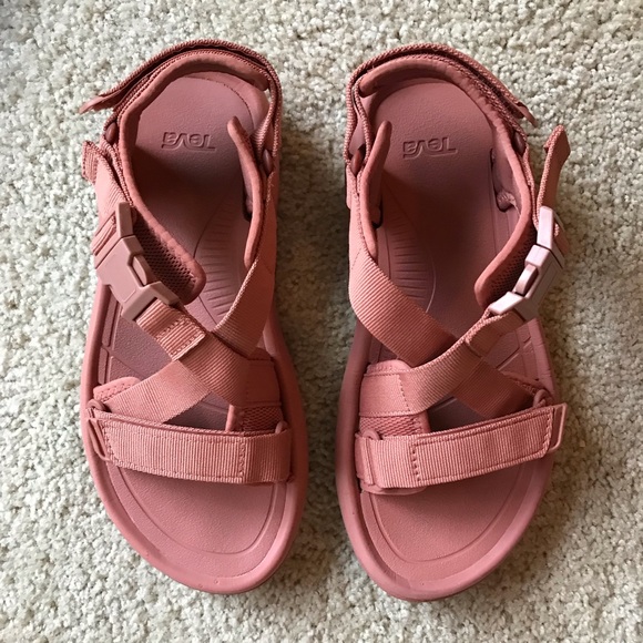 Teva Hurricane Verge Sandal in Aragon - Picture 4 of 9